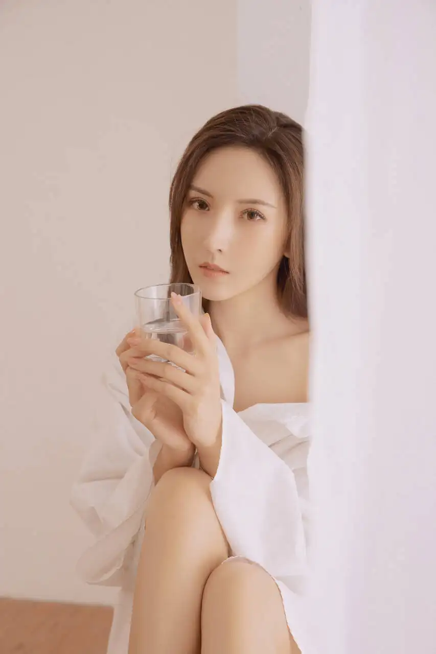 长宁贵阳私人伴游幼师费费子