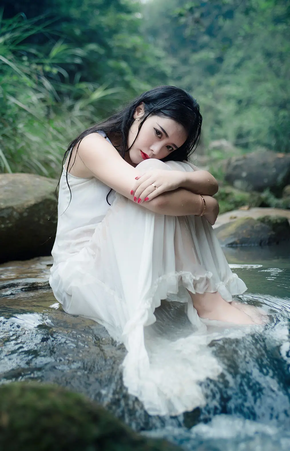 长宁郑州高端私人伴游小野梨子