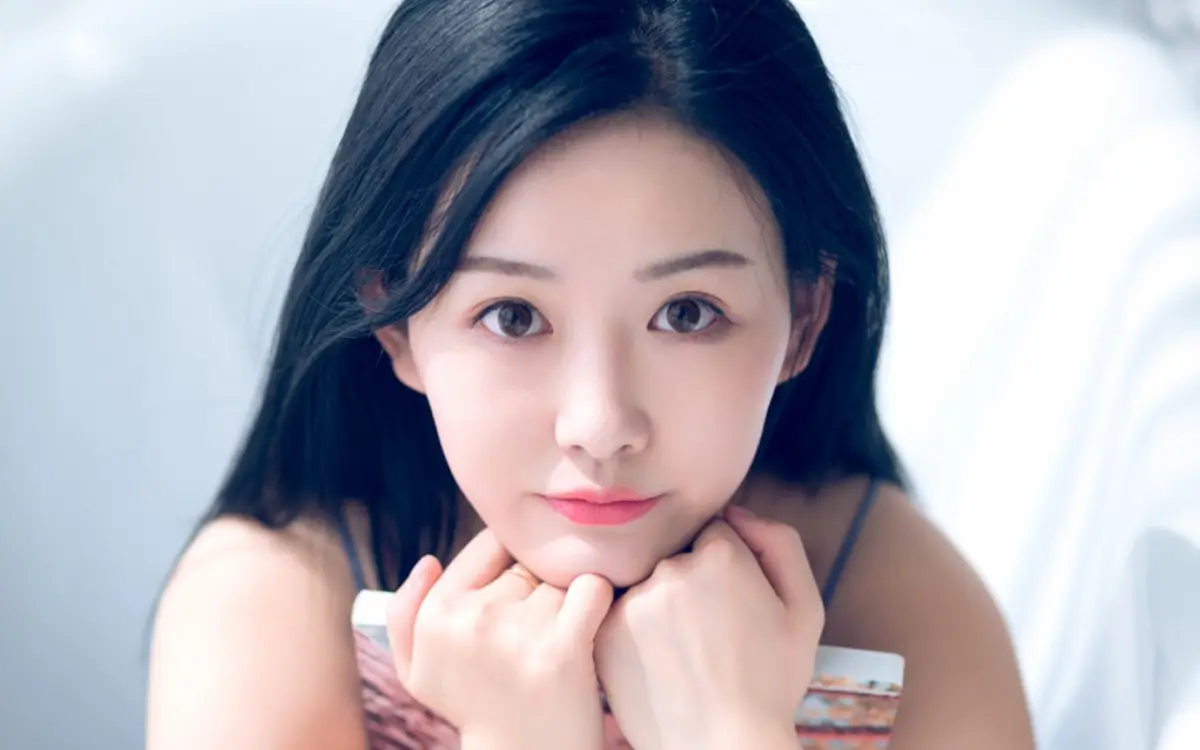 长宁哈尔滨私人伴游燕子
