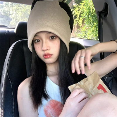 长宁伴游女生丛河灵的资料